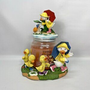2011 Yankee Candle Rainy Days Jar Candle, Holder & Topper Ducks Flowers April